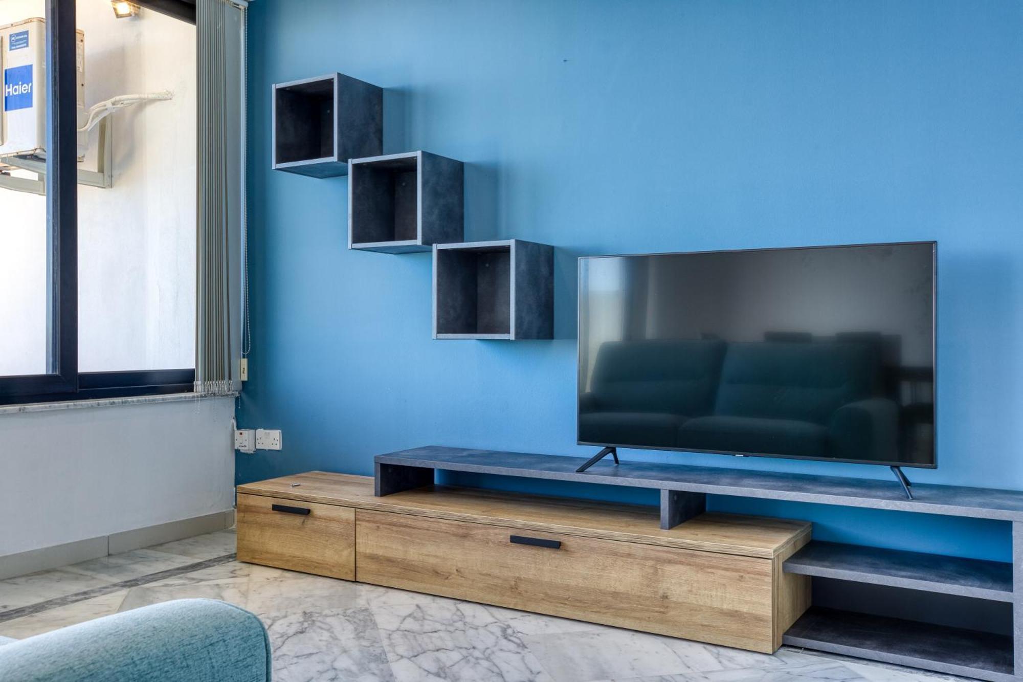 Seafront Sliema Apartment With Balcony & Sea Views By Jl المظهر الخارجي الصورة